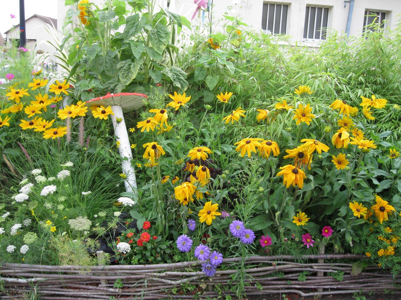 Parterre de la salle des fêtes